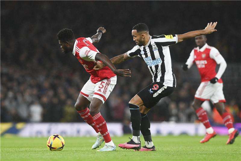 من مباراة آرسنال و نيوكاسل