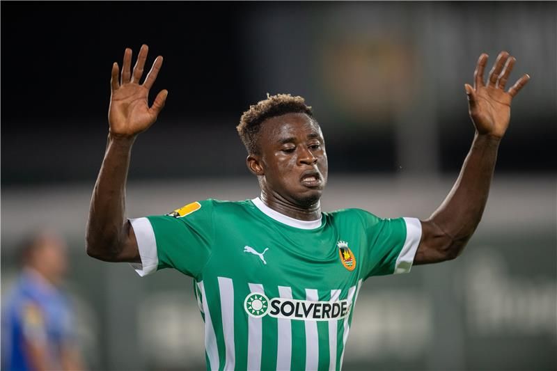 عبد العزيز يعقوبو