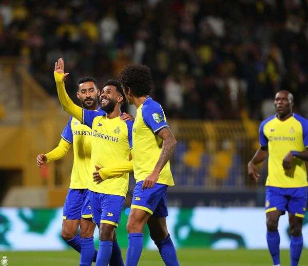 لاعبو النصر