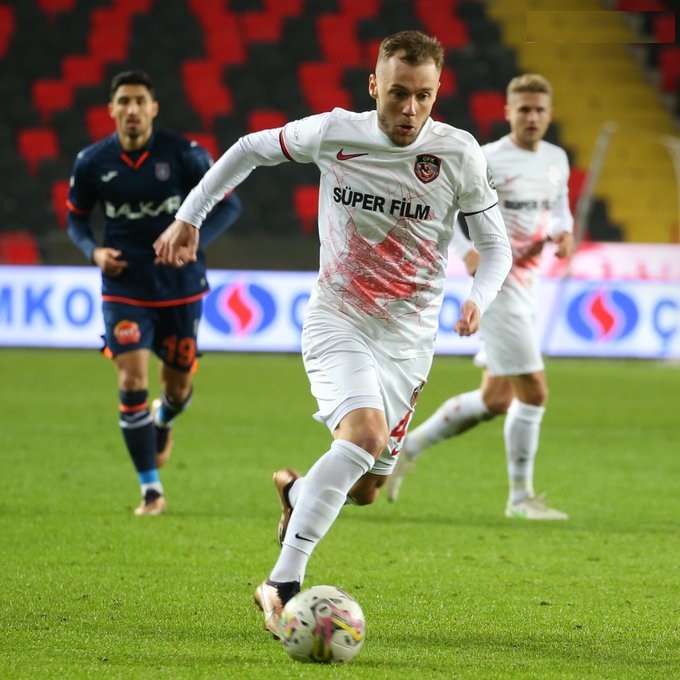 من المواجهة