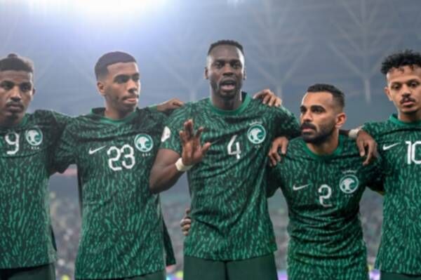 لاعبو منتخب السعودية