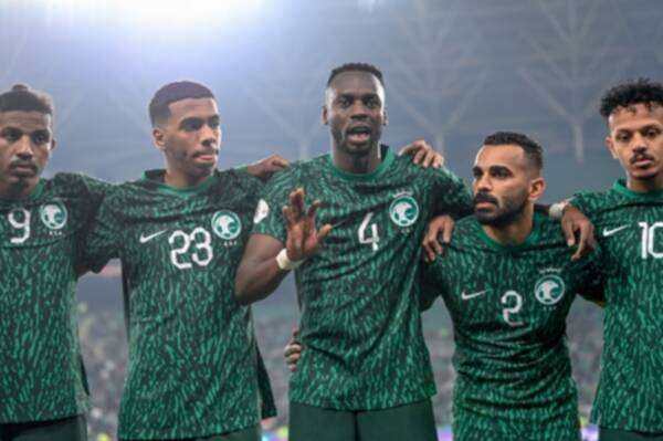 لاعبو منتخب السعودية