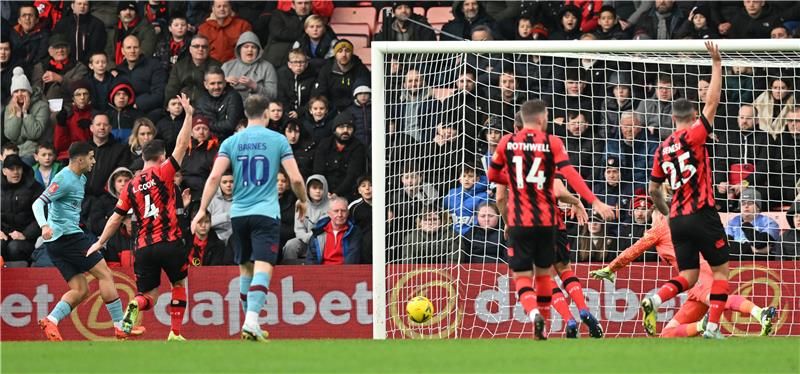 أنس الزروري