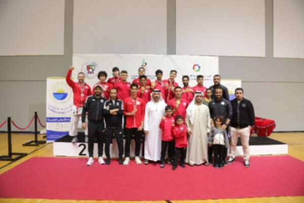 من التتويج