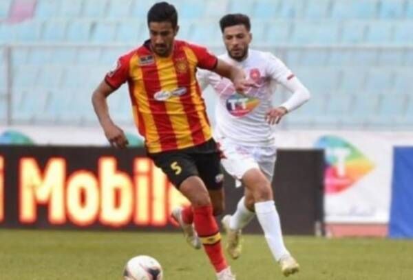 من مباراة سابقة بين الفريقين