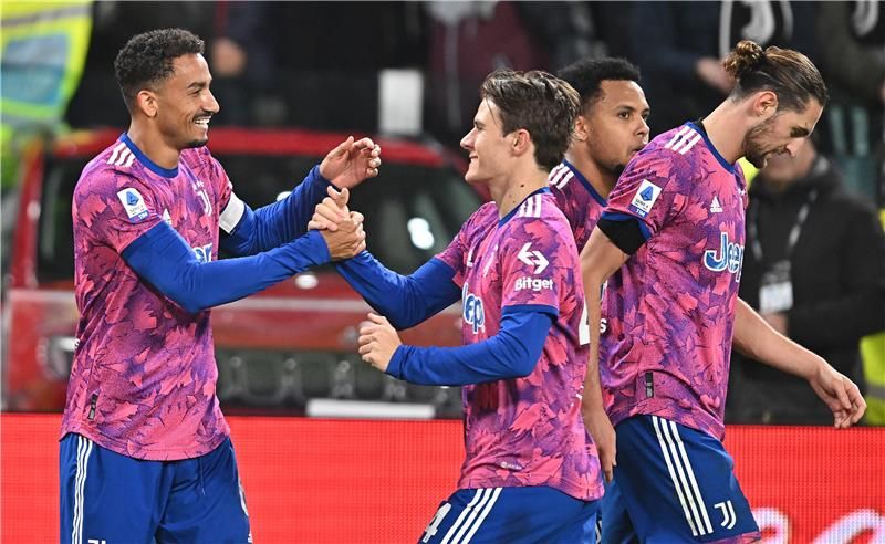 لاعبو يوفنتوس