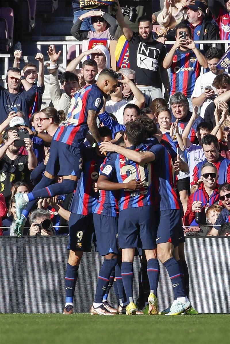 لاعبو برشلونة