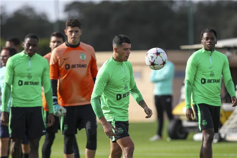 لاعبو سبورتينج لشبونة