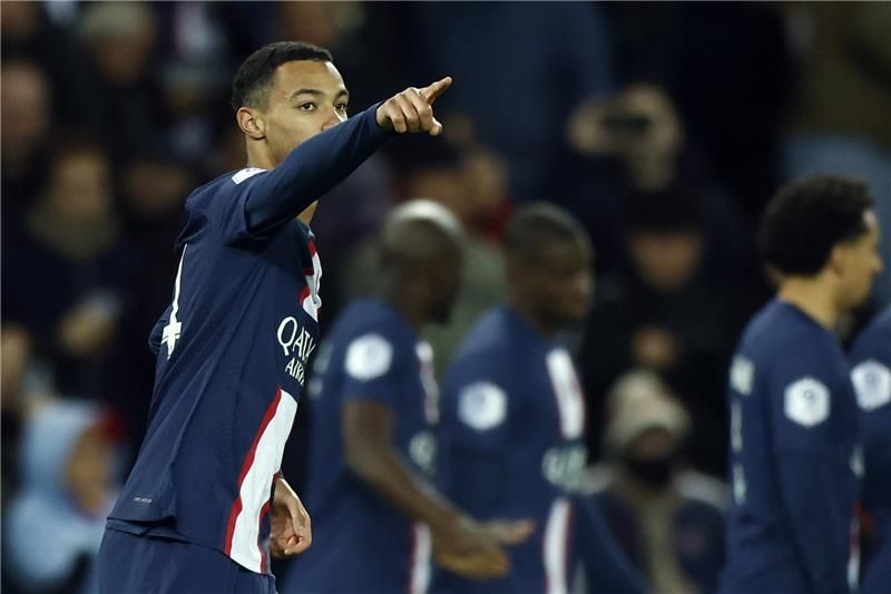 هوجو إيكيتيكي