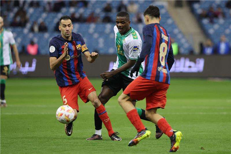 بوسكيتس أمام بيتيس