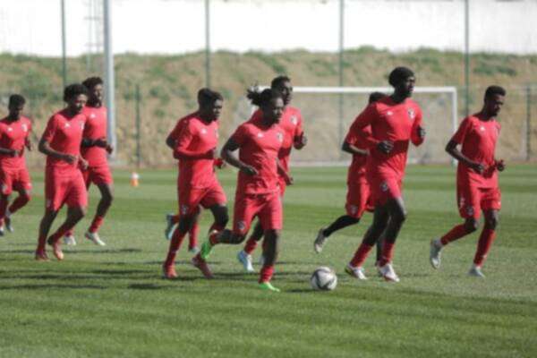 تدريبات منتخب السودان بالجزائر