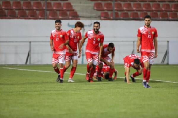 فرحة لاعبي البيرة