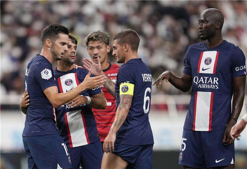 لاعبو باريس سان جيرمان