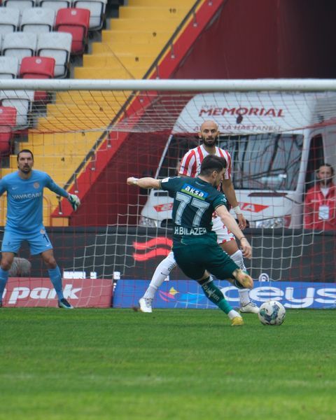 من المواجهة