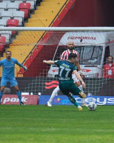 من المواجهة