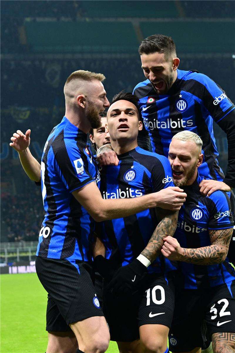 لاوتارو مارتينيز