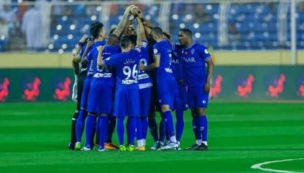 لاعبو الهلال