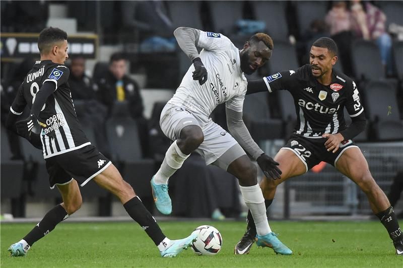 عز الدين أوناحي