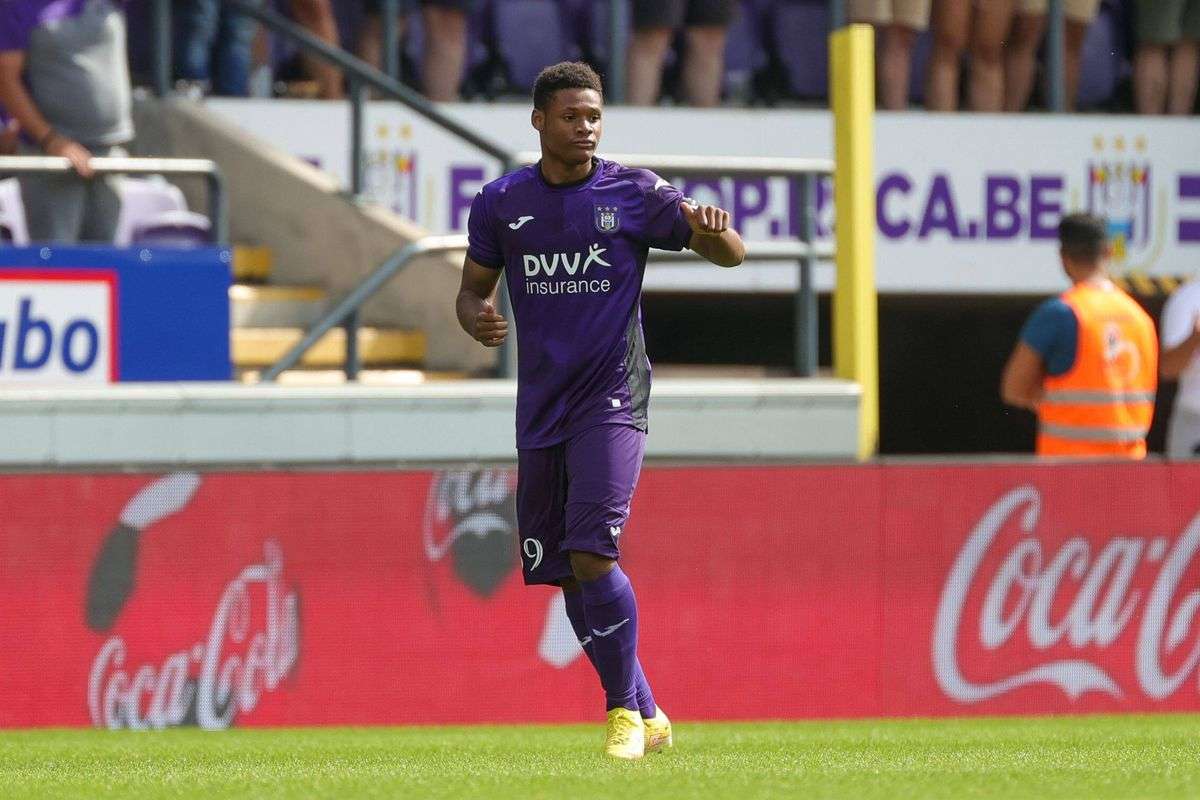 جوليان دورانفيل