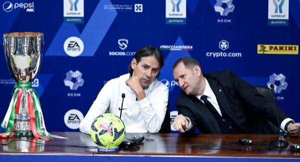 سيموني انزاجي