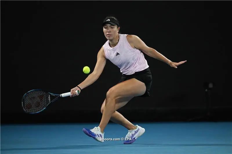 ?i=epa%2ftennis%2f2023-01%2f2023-01-18-10412113_epa