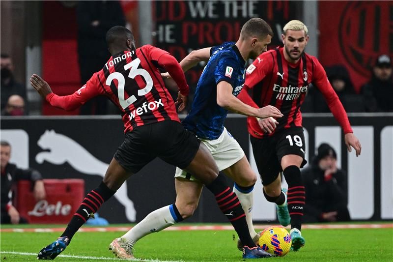 مباراة سابقة بين الفريقين