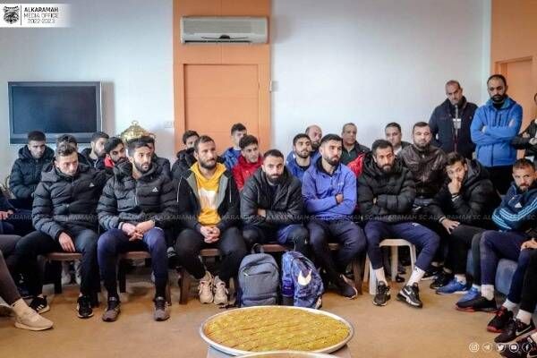 من جلسة رئيس الكرامة مع اللاعبين