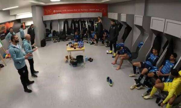 باتشيكو مع لاعبي بيراميدز