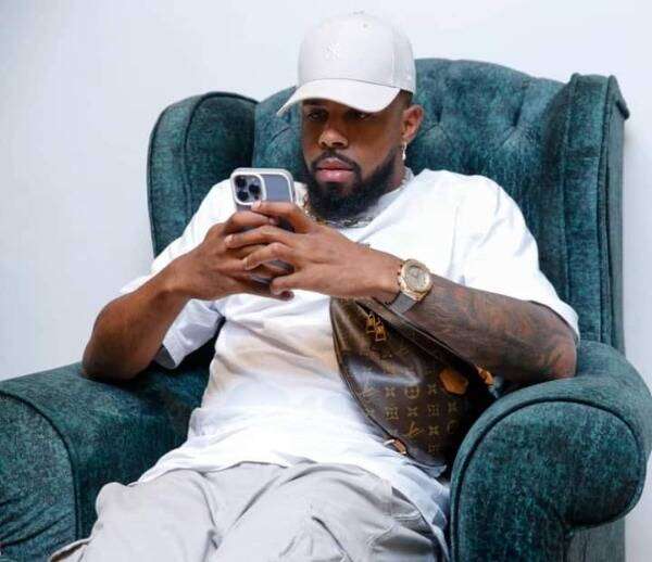 جانب من استقبال سيرجيو رافائيل