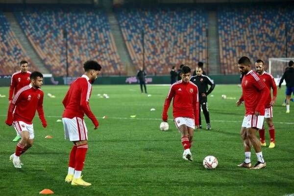 لاعبو الأهلي