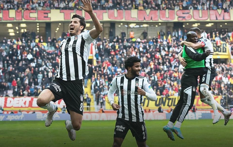 فرحة لاعبو بشكتاش