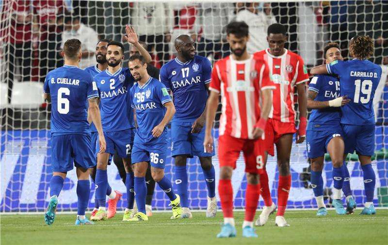 لاعبو الهلال