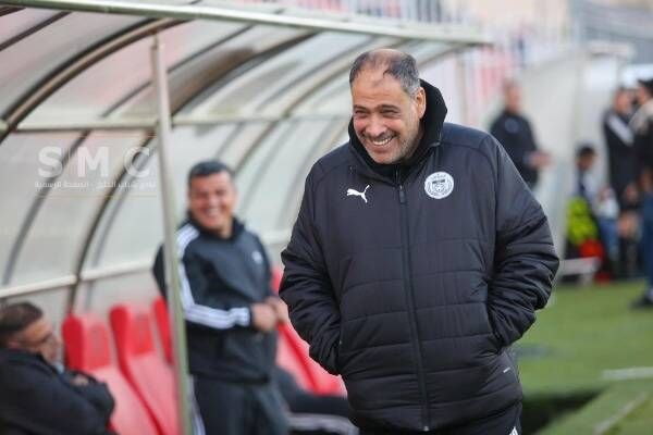 رائد عساف مدرب شباب الخليل "صورة رسمية من صفحة النادي على فيس بوك"