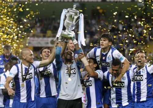 2011-08-07t224942z_01_jmr13_rtridsp_3_soccer-europe-portugal-supercup_reuters