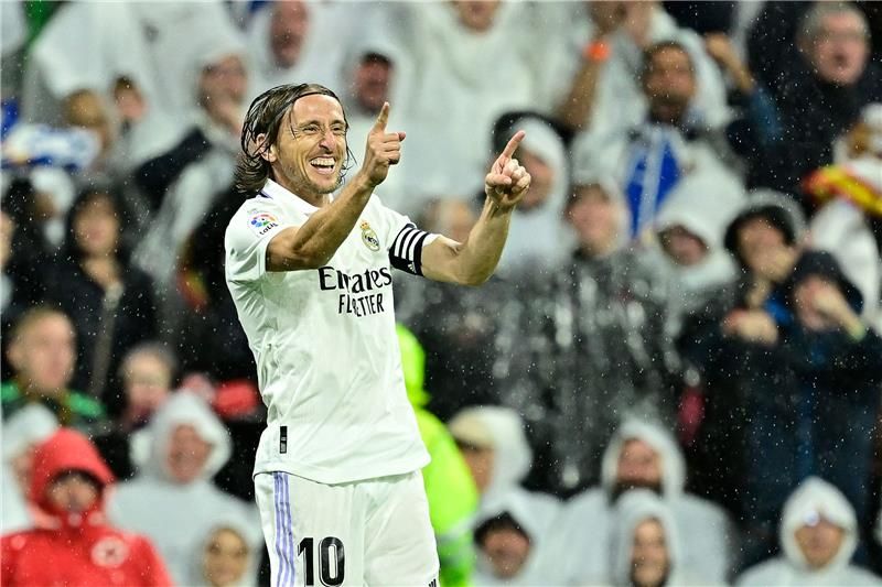 20221023-afp_32lx7lp_afp