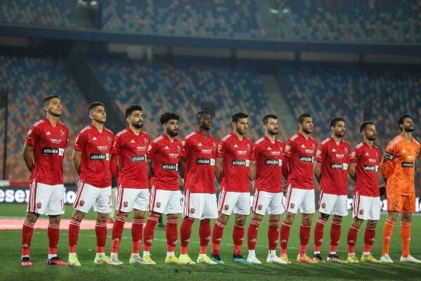 لاعبو الأهلي