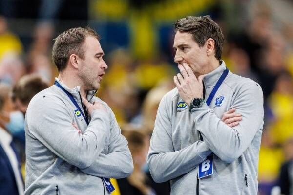 أبيلجرين مع المدير الفني للسويد