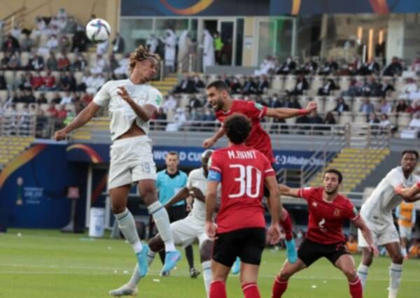 لقاء الأهلي والهلال