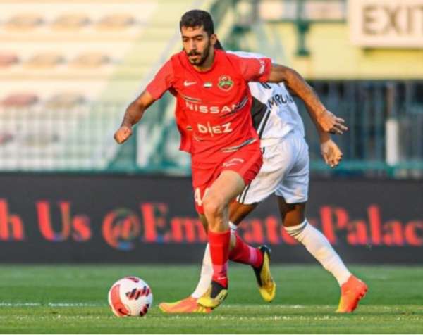 من الدوري الإماراتي