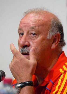  فيسنتي ديل بوسكي في المؤتمر الصحفي