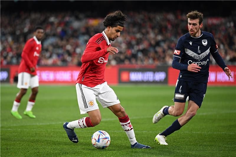 زيدان إقبال