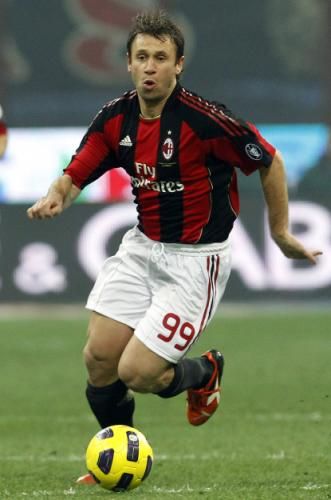 2011-01-232011-01-23t203219z_01_aga102_rtridsp_3_soccer-italy_reuters