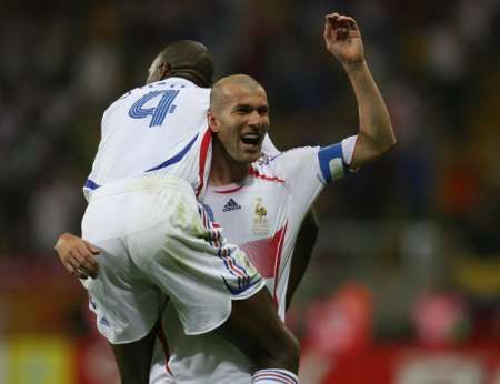 2006-07-01t202108z_01_wcyh342_rtridsp_2_sport-soccer-world