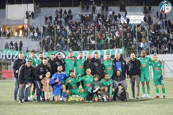 لاعبو شباب الظاهرية