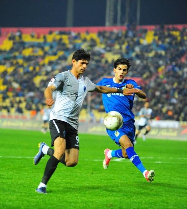 من المواجهة