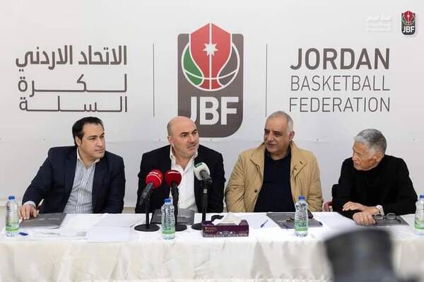 جانب من المؤتمر الصحفي