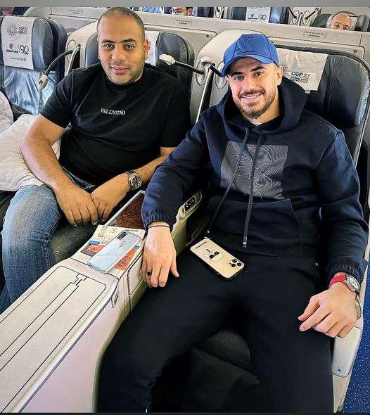 محمود حمدي الونش مع وكيل أعماله