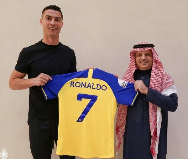 رونالدو ورئيس النصر