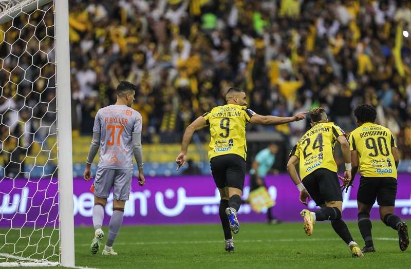 لاعبو الاتحاد