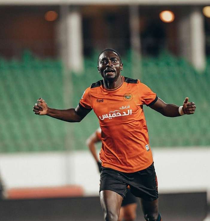 شادراك لوكومبي